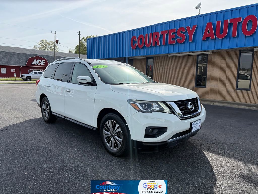 Used 2020 Nissan Pathfinder SL image 1