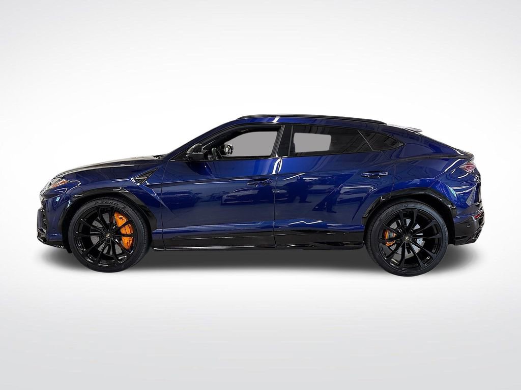 Used 2022 Lamborghini Urus image 2