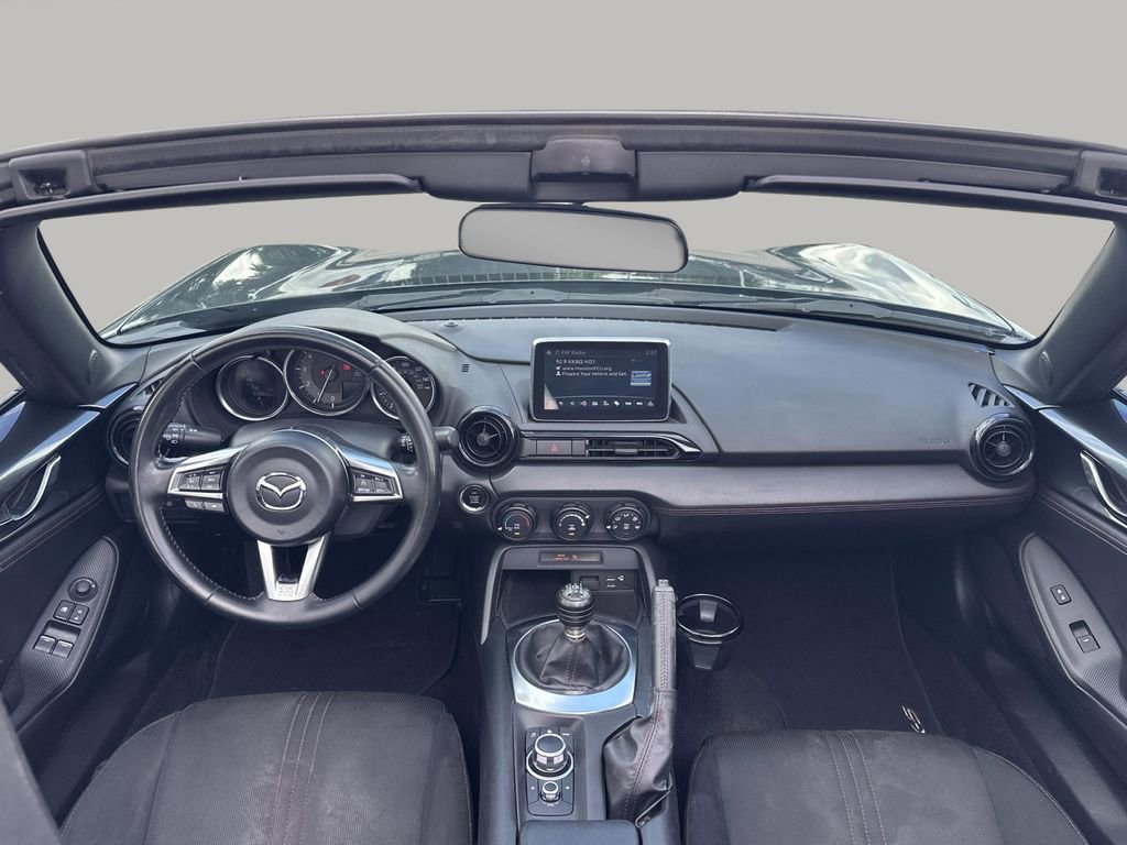 Used 2016 MAZDA MX-5 Miata Club RWD image 19