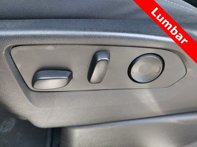 Used 2023 GMC Yukon SLE image 13