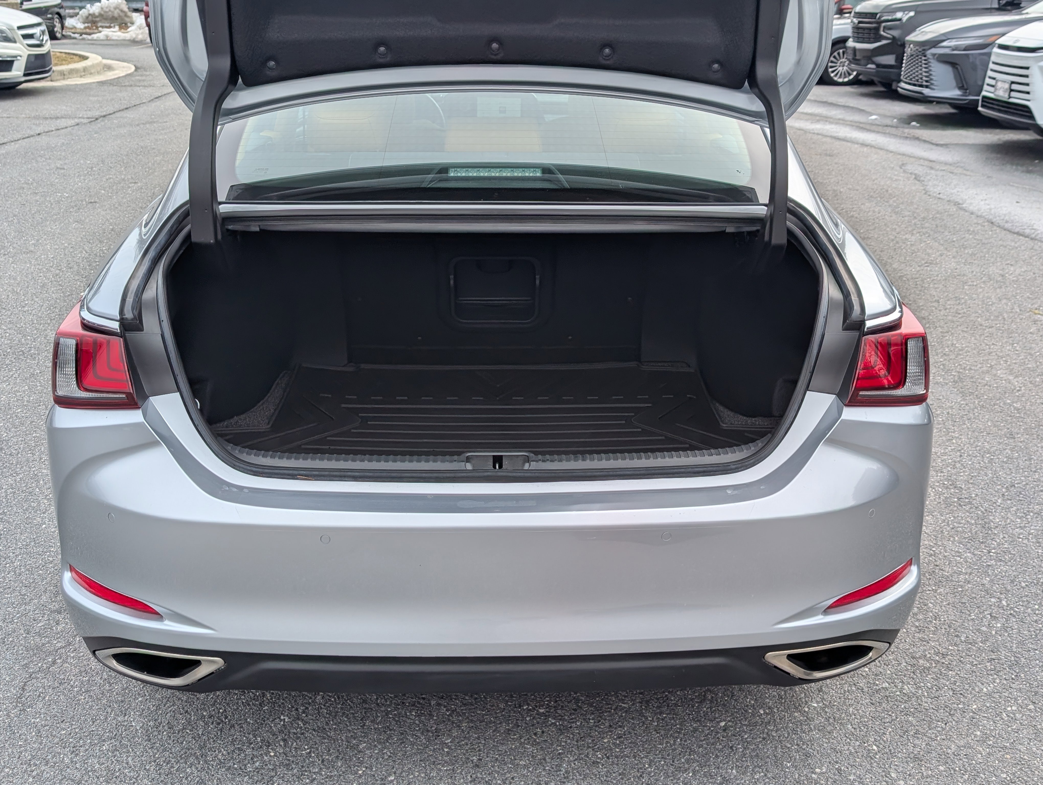 Certified 2024 Lexus ES 350 w/ Premium Package image 13