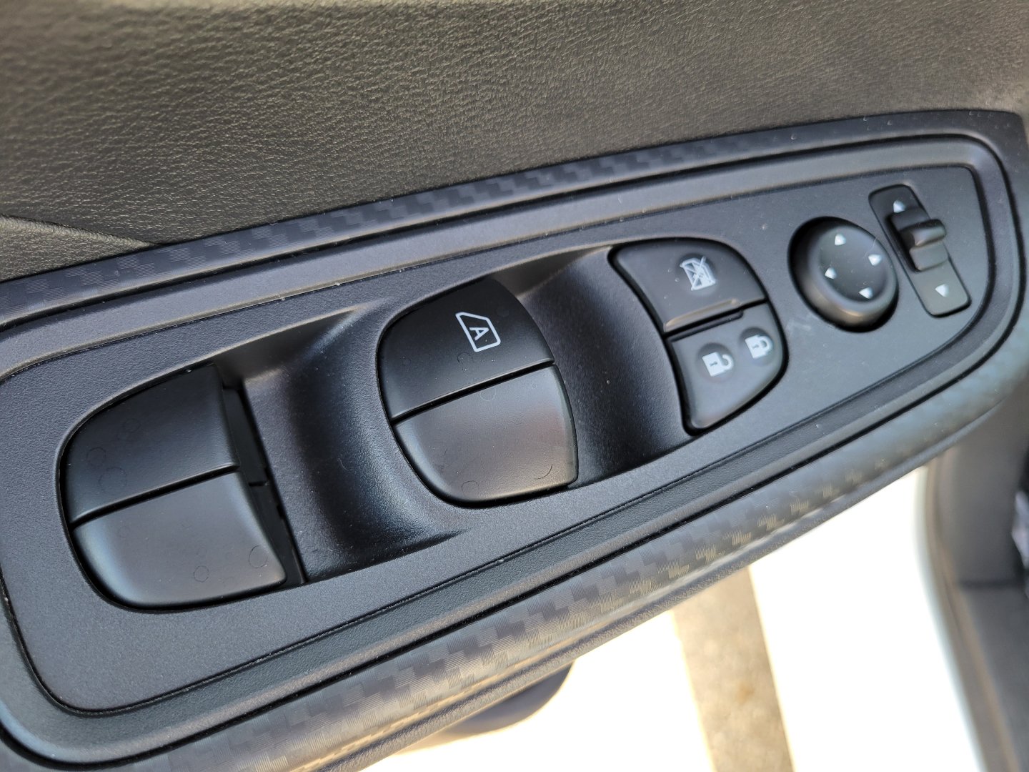 Certified 2025 Nissan Versa S w/ S Plus Package FWD image 19