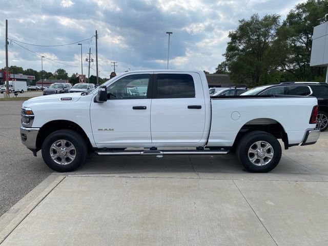 Used 2025 RAM 2500 Big Horn AWD/4WD image 9