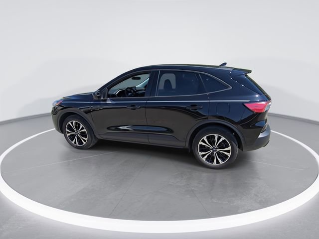 Used 2022 Ford Escape SE w/ SE Sport Appearance Package image 6