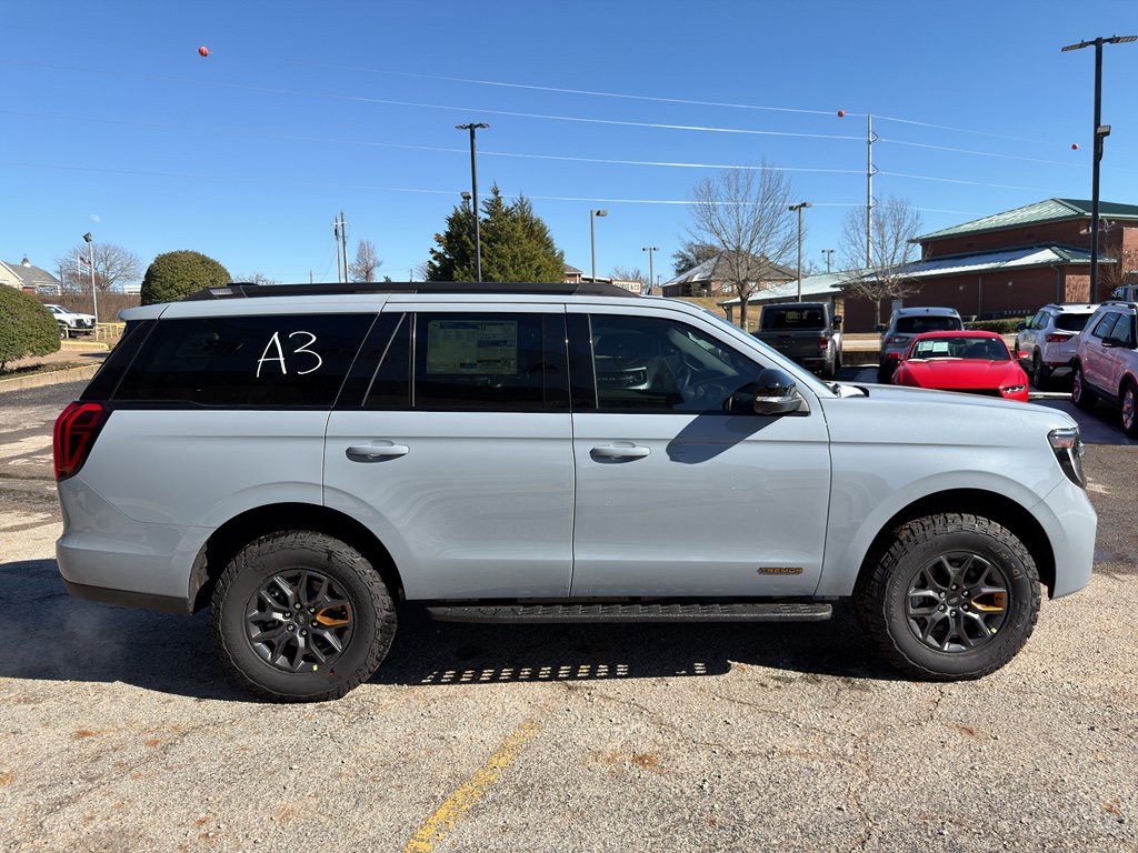 New 2026 Ford Expedition Tremor AWD/4WD image 4