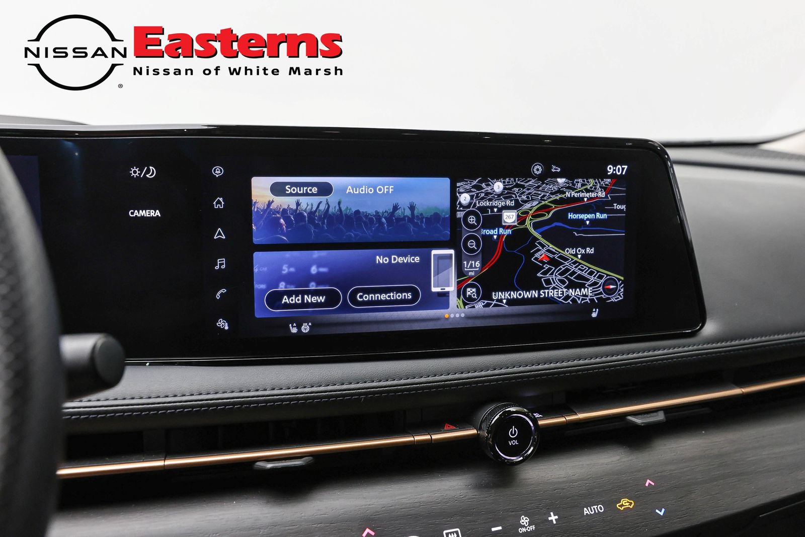 Used 2023 Nissan Ariya FWD image 18