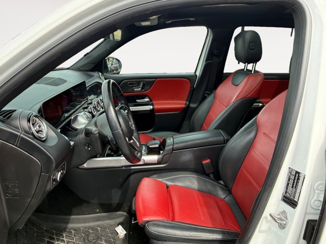 Used 2021 Mercedes-Benz GLB 250 image 12