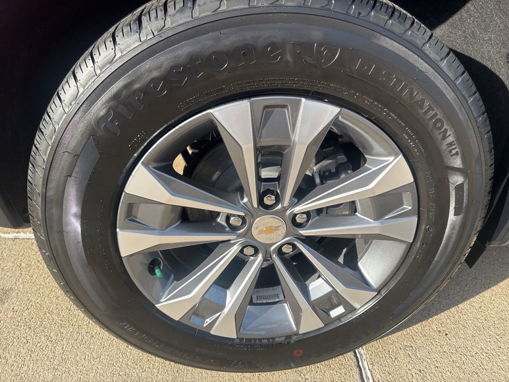 New 2026 Chevrolet Equinox LT w/ Safety and Technology Package image 4