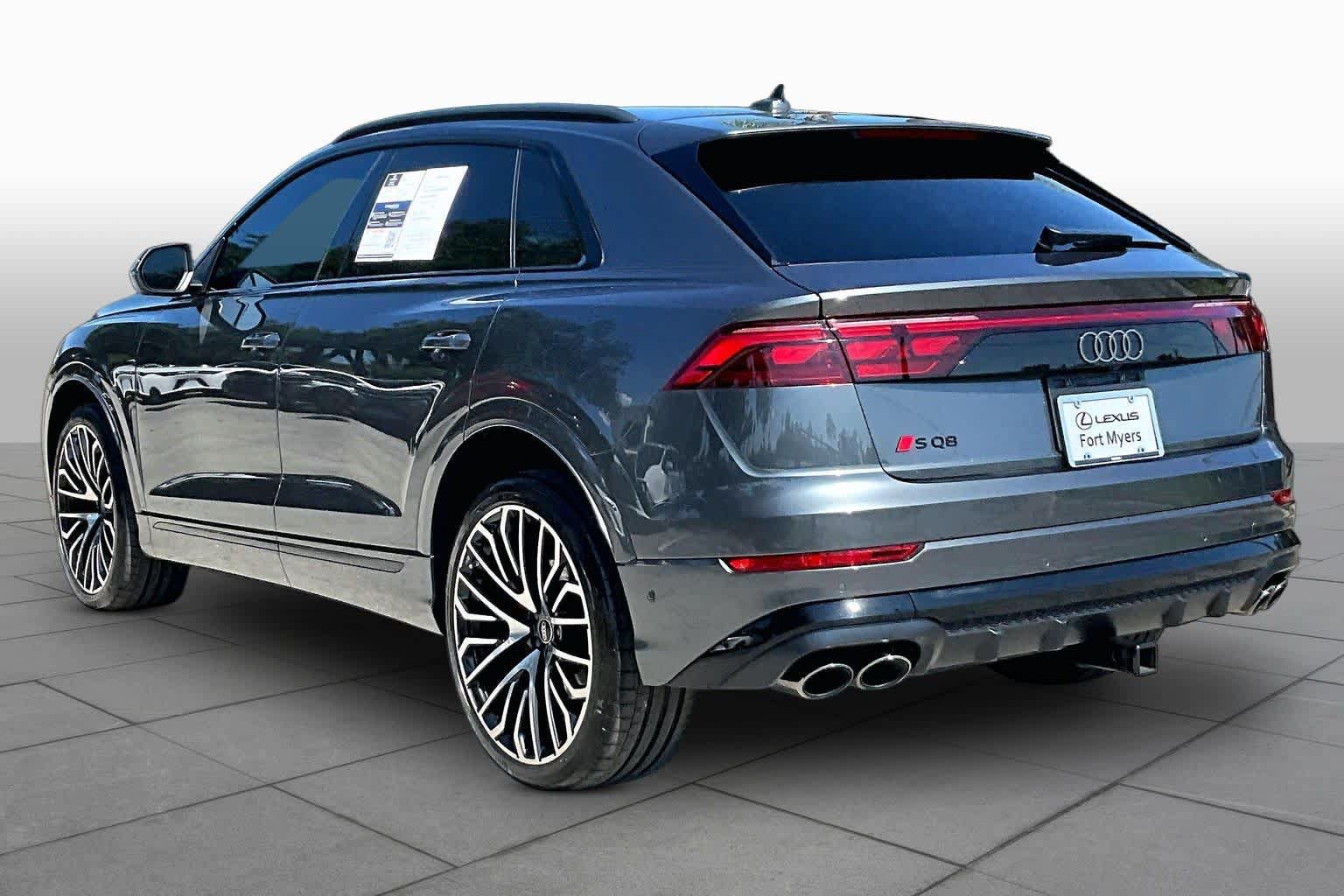 Used 2024 Audi SQ8 Prestige AWD/4WD image 12