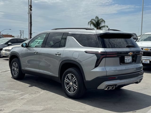 Used 2026 Chevrolet Traverse LT w/ LPO, Floor Liner Package FWD image 2