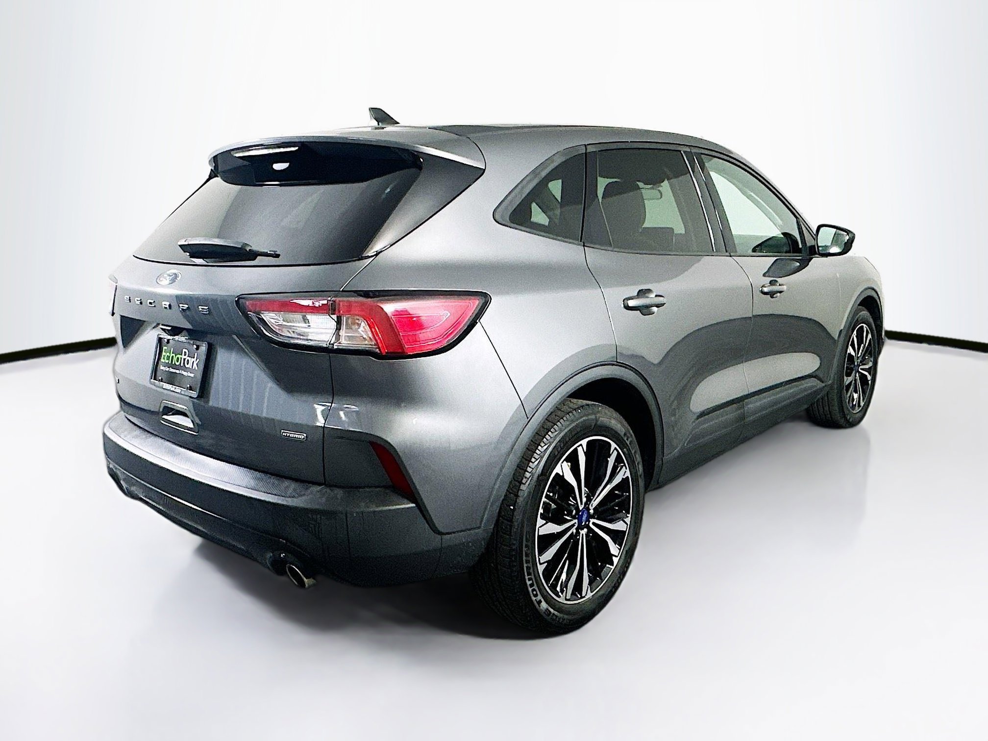 Used 2021 Ford Escape SE w/ SE Sport Appearance Package FWD image 9