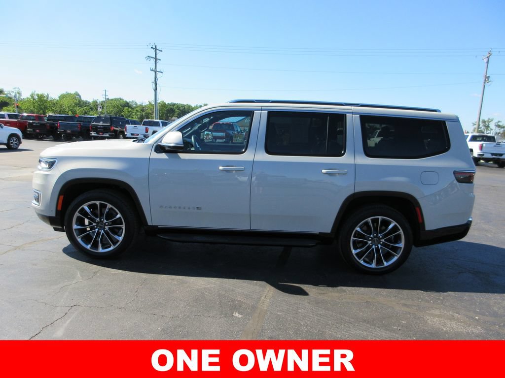 Used 2022 Jeep Wagoneer Series II w/ Premium Group I AWD/4WD image 11