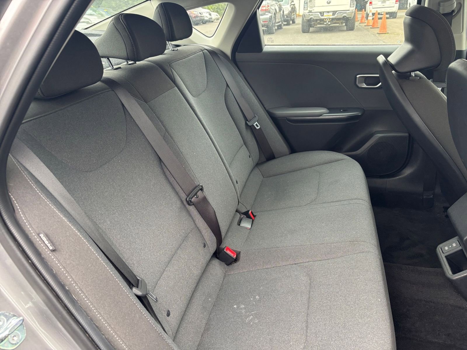 Used 2025 Kia K4 FWD image 34