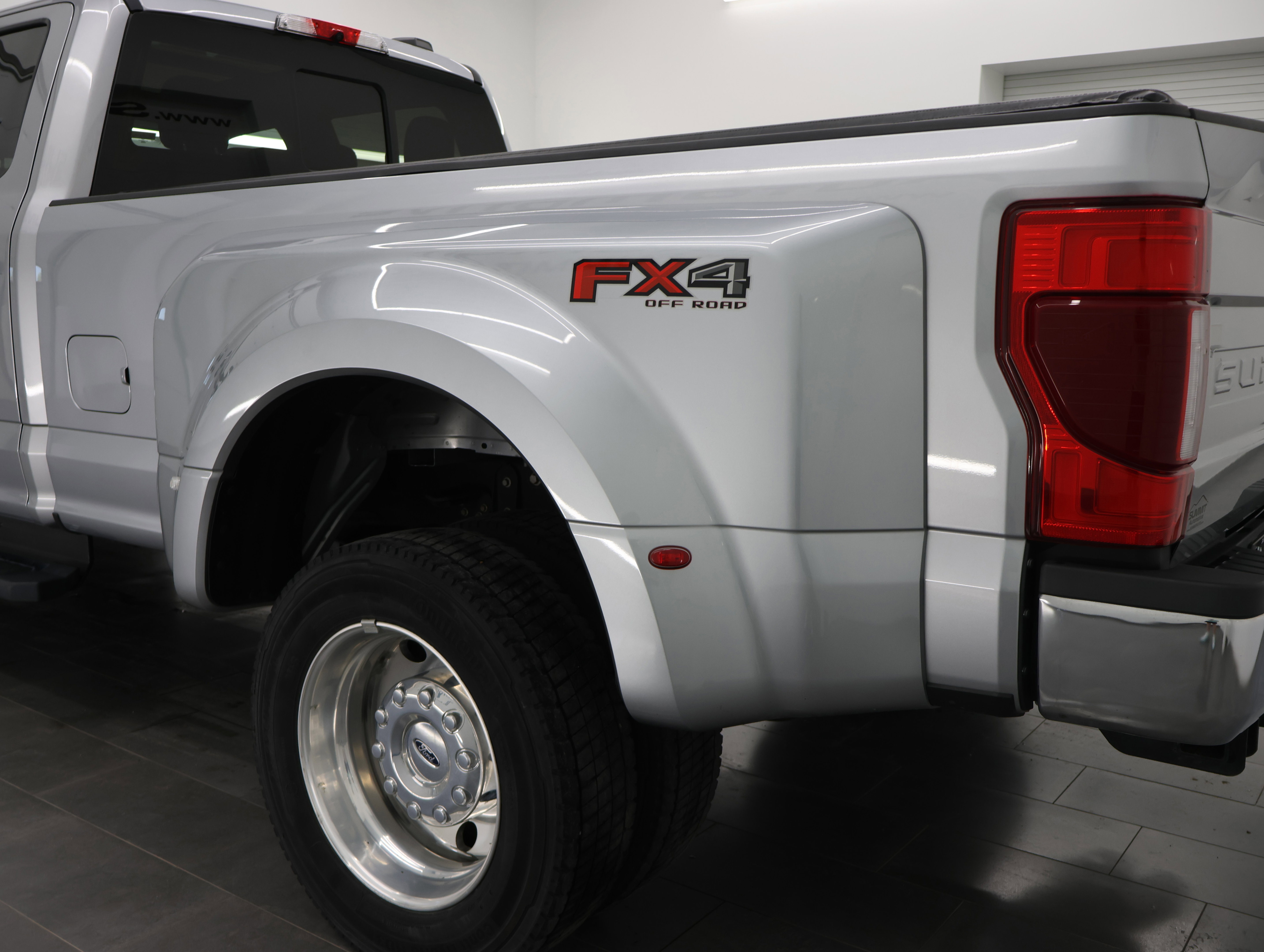 Used 2022 Ford F450 Lariat w/ Lariat Ultimate Package AWD/4WD image 33