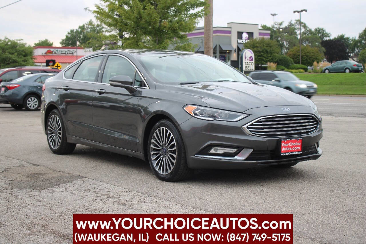 Used 2017 Ford Fusion SE image 3