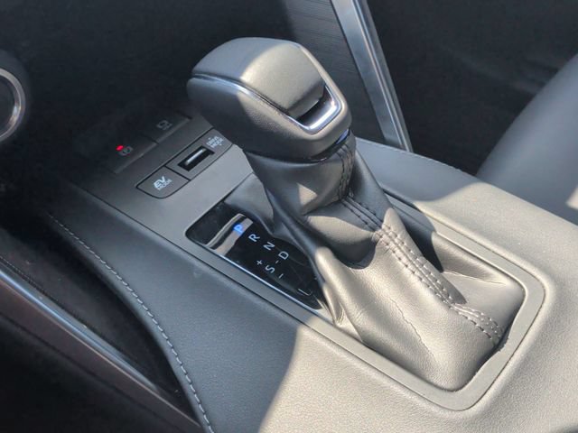 Used 2023 Toyota Venza XLE AWD/4WD image 23