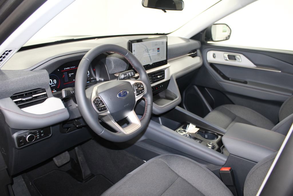 New 2026 Ford Explorer Active image 22