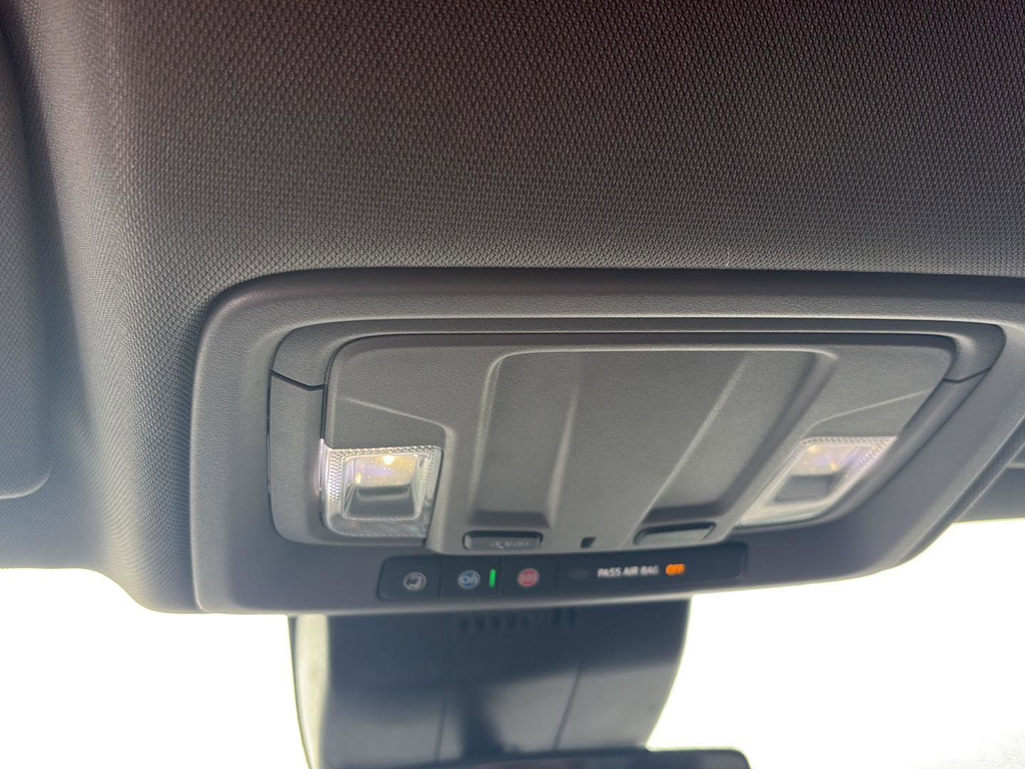 Used 2022 GMC Sierra 1500 SLE image 9