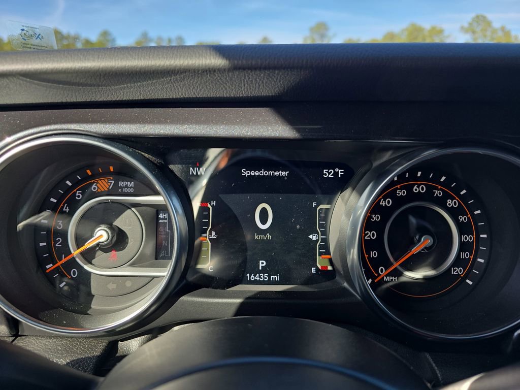 Used 2023 Jeep Wrangler Rubicon 392 image 24