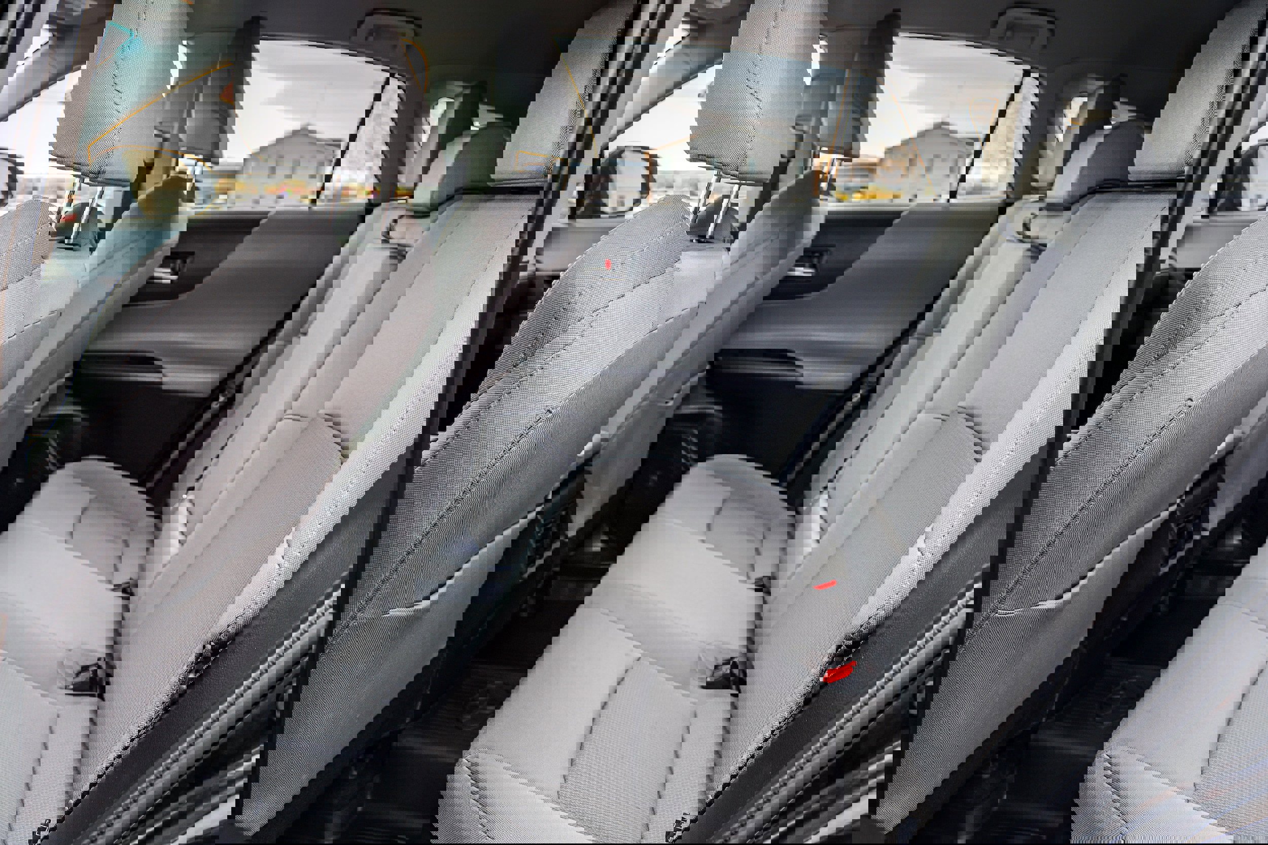 Used 2021 Toyota Venza LE image 14