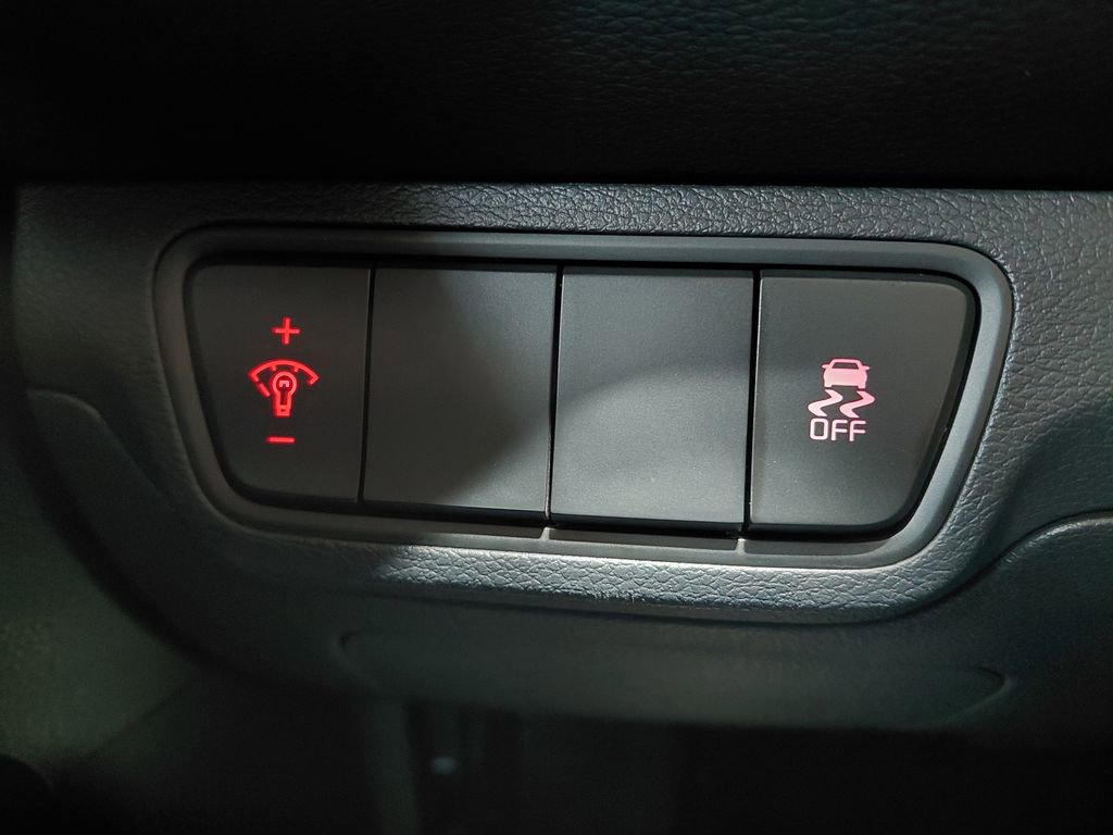 Used 2023 Kia Forte LXS image 36