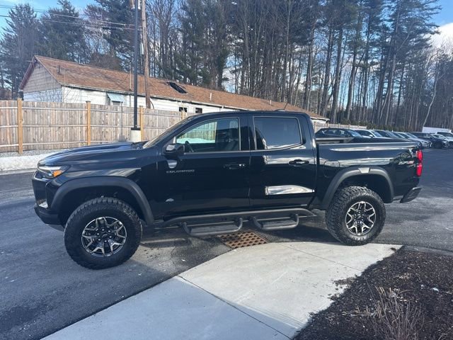 Used 2025 Chevrolet Colorado ZR2 w/ Technology Package image 4