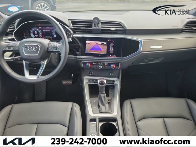 Used 2022 Audi Q3 2.0T Premium w/ Convenience Package AWD/4WD image 17