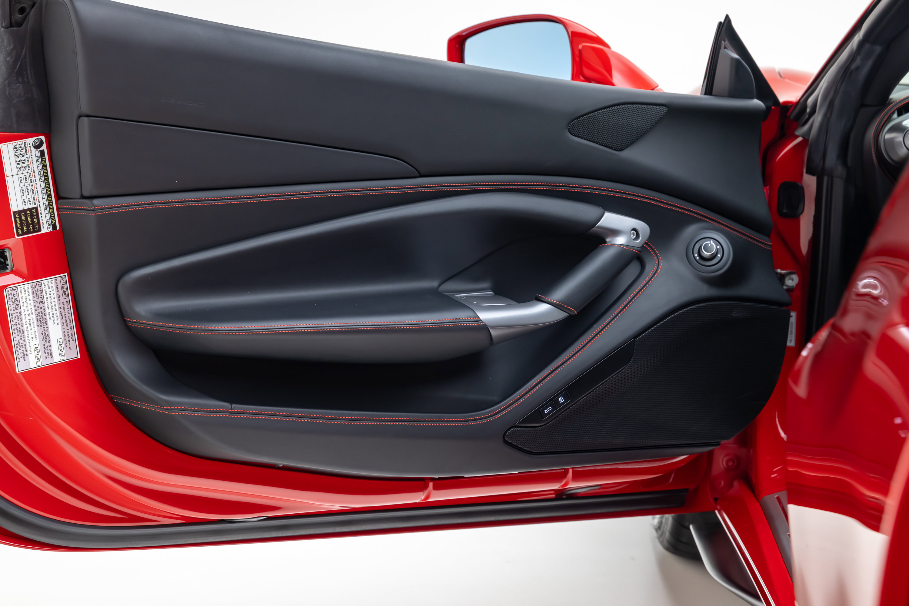 Certified 2020 Ferrari F8 Tributo image 28