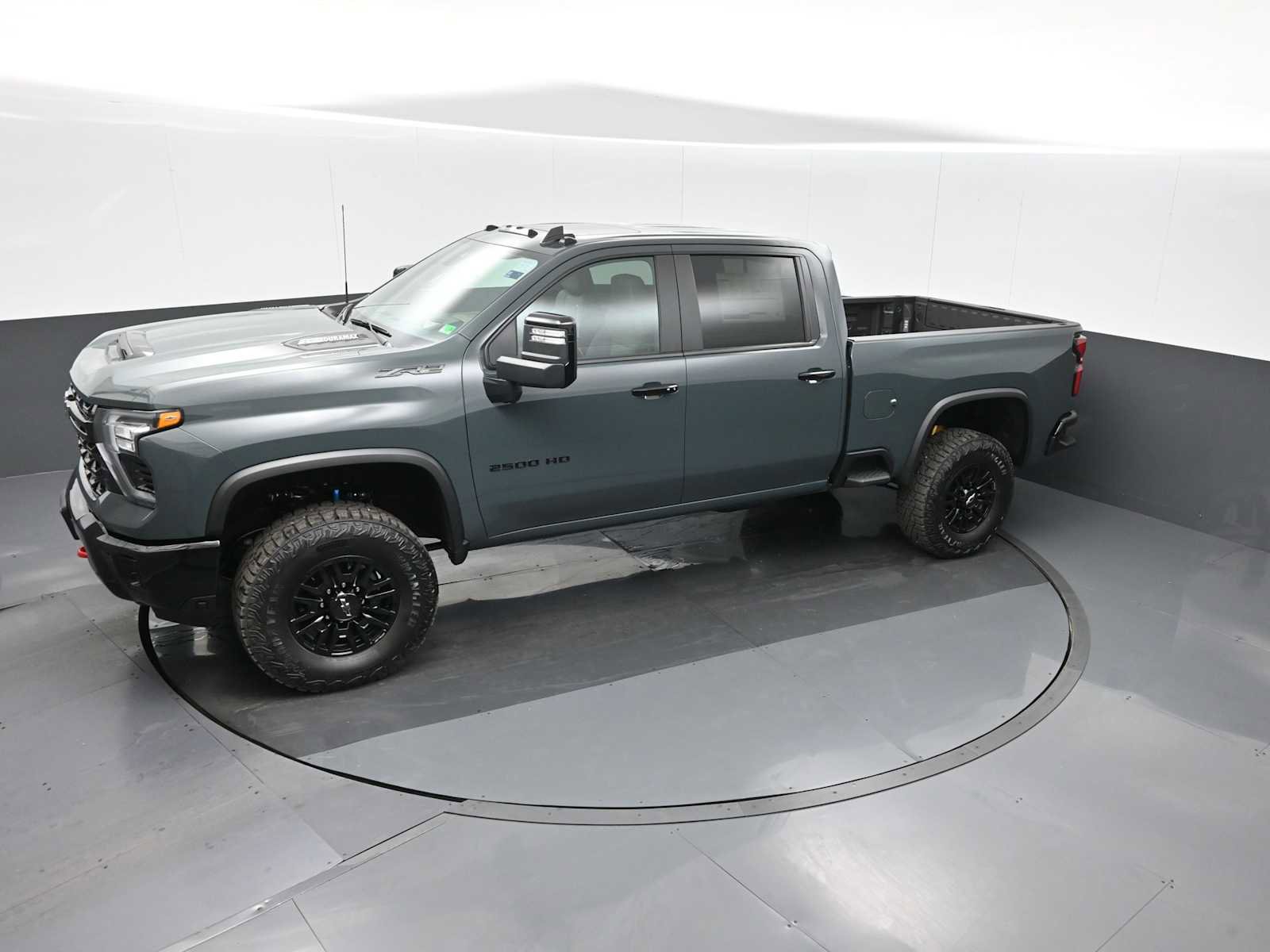 New 2026 Chevrolet Silverado 2500 ZR2 image 13