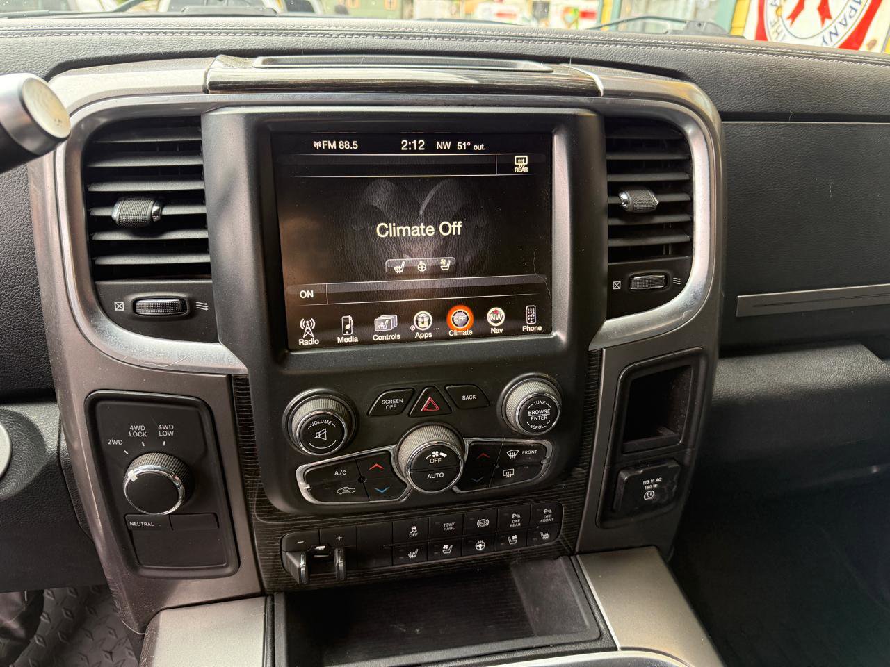 Used 2016 RAM 2500 Limited AWD/4WD image 11