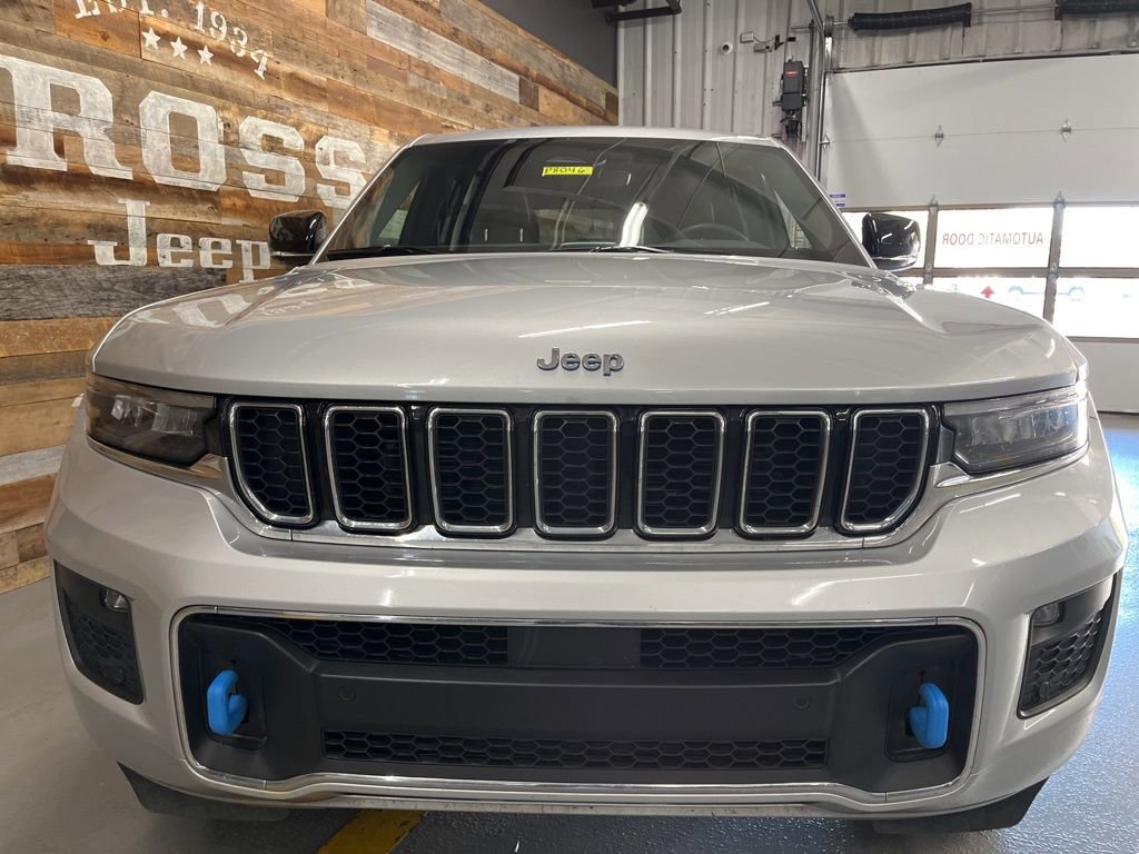 Used 2023 Jeep Grand Cherokee Overland image 8