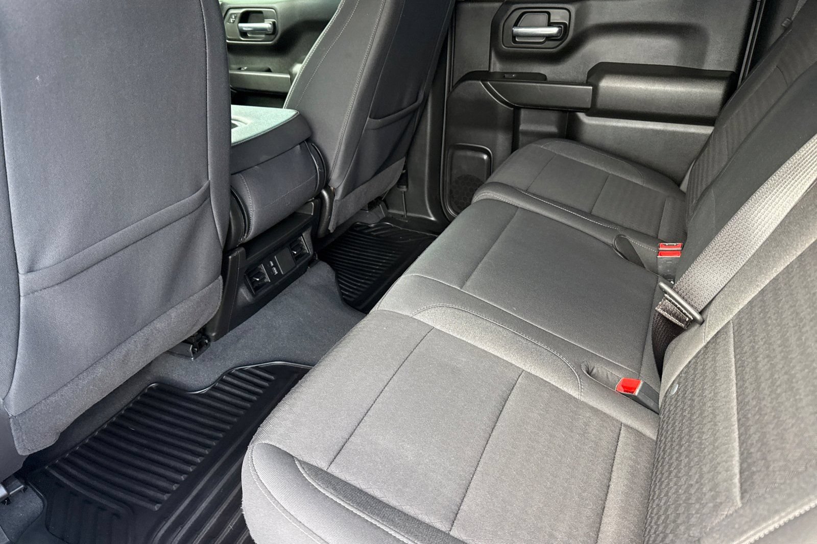 Used 2025 Chevrolet Silverado 1500 Custom AWD/4WD image 12