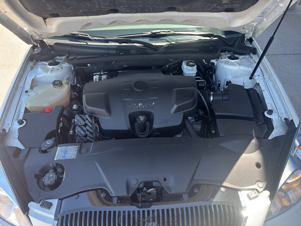 Used 2008 Buick Lucerne CXL w/ Driver Confidence Package FWD image 29
