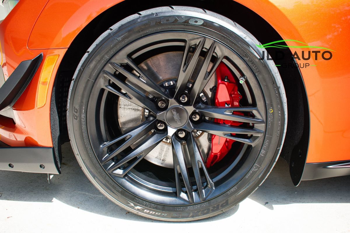 Used 2022 Chevrolet Camaro ZL1 RWD image 29