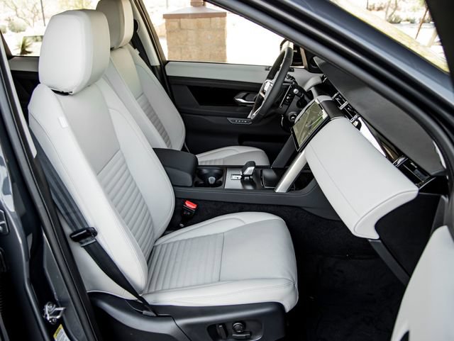 New 2024 Land Rover Discovery Sport S AWD/4WD image 27
