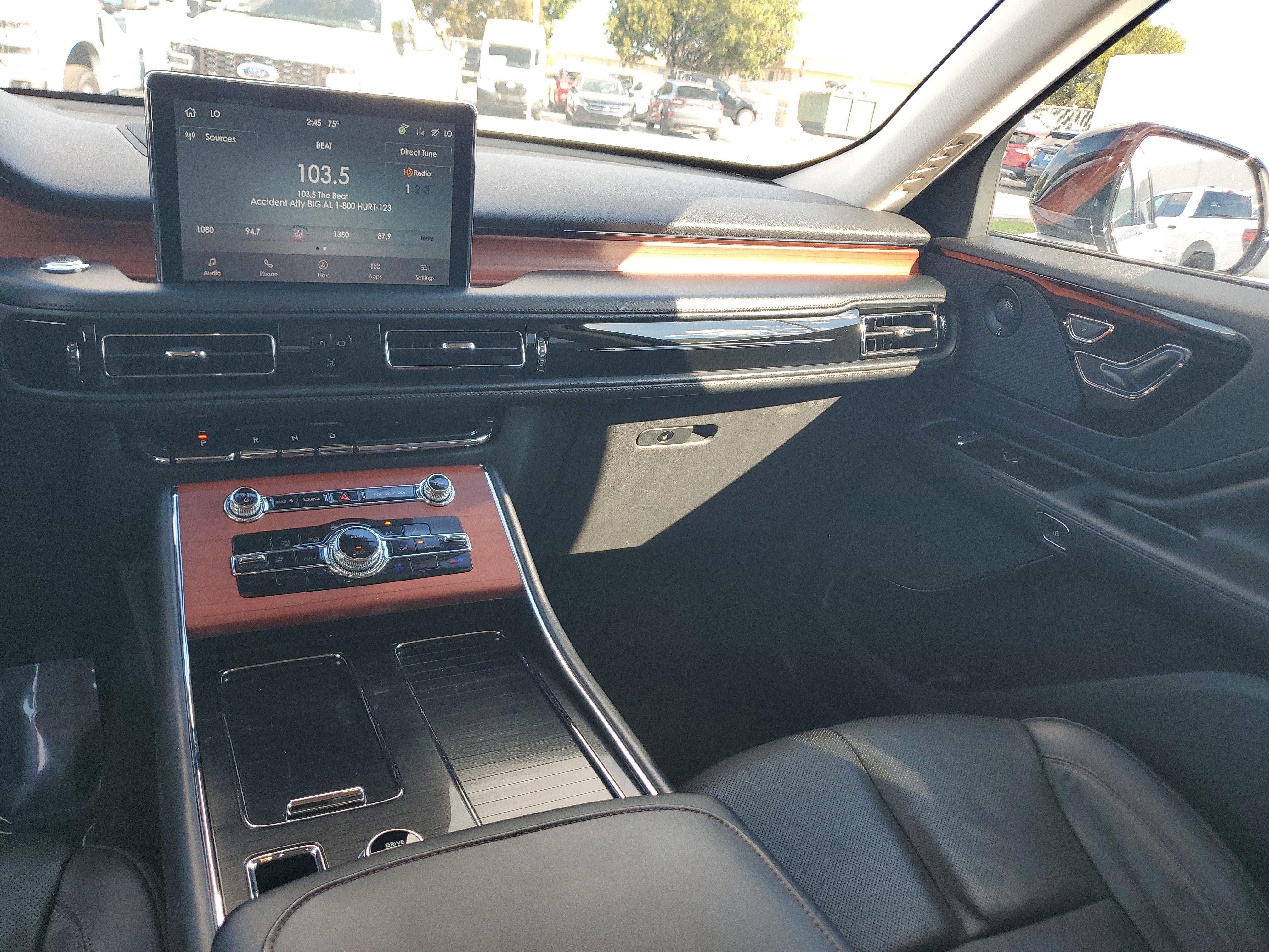 Used 2023 Lincoln Aviator Reserve w/ Equipment Group 201A image 20