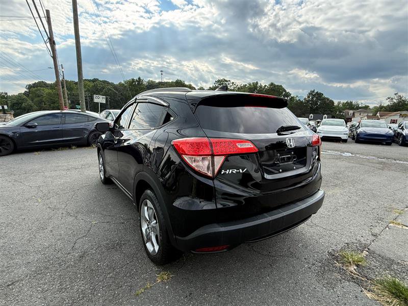 Used 2017 Honda HR-V EX-L image 3