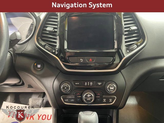 Used 2019 Jeep Cherokee Overland image 17