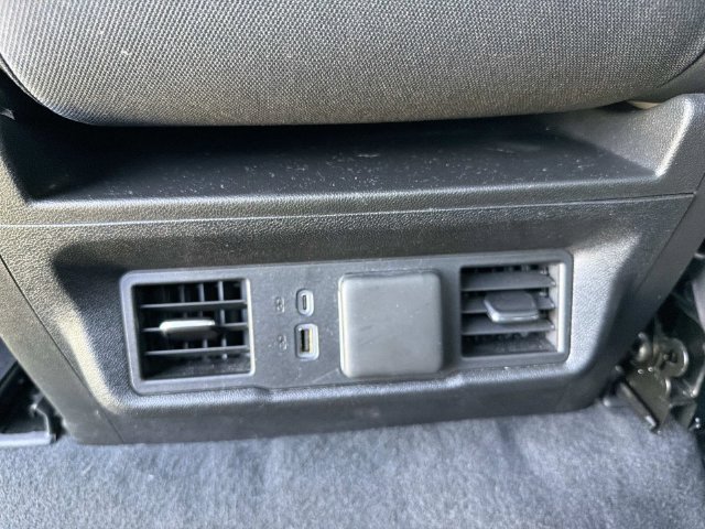 Used 2025 Chevrolet Silverado 1500 LT AWD/4WD image 20