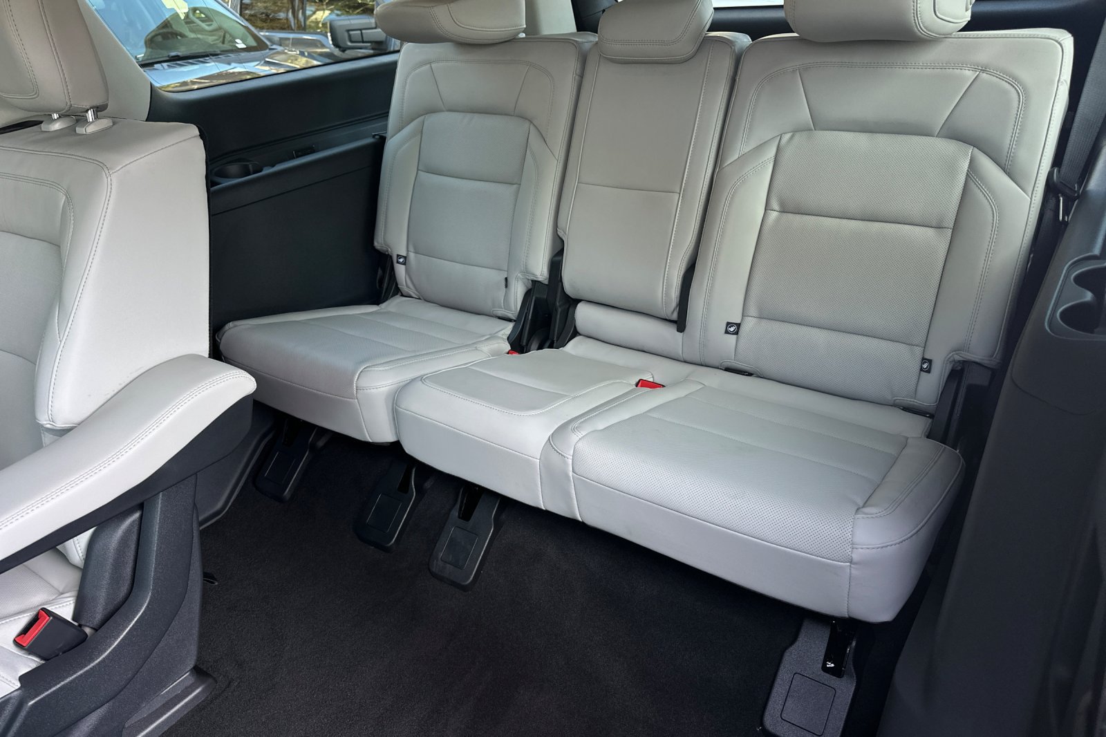 New 2026 Lincoln Navigator L Reserve AWD/4WD image 14