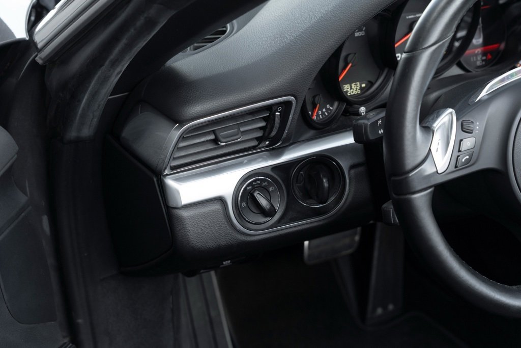 Used 2013 Porsche 911 Carrera image 17