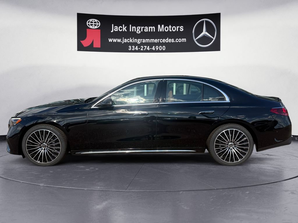 New 2027 Mercedes-Benz E 350 4MATIC Sedan image 2