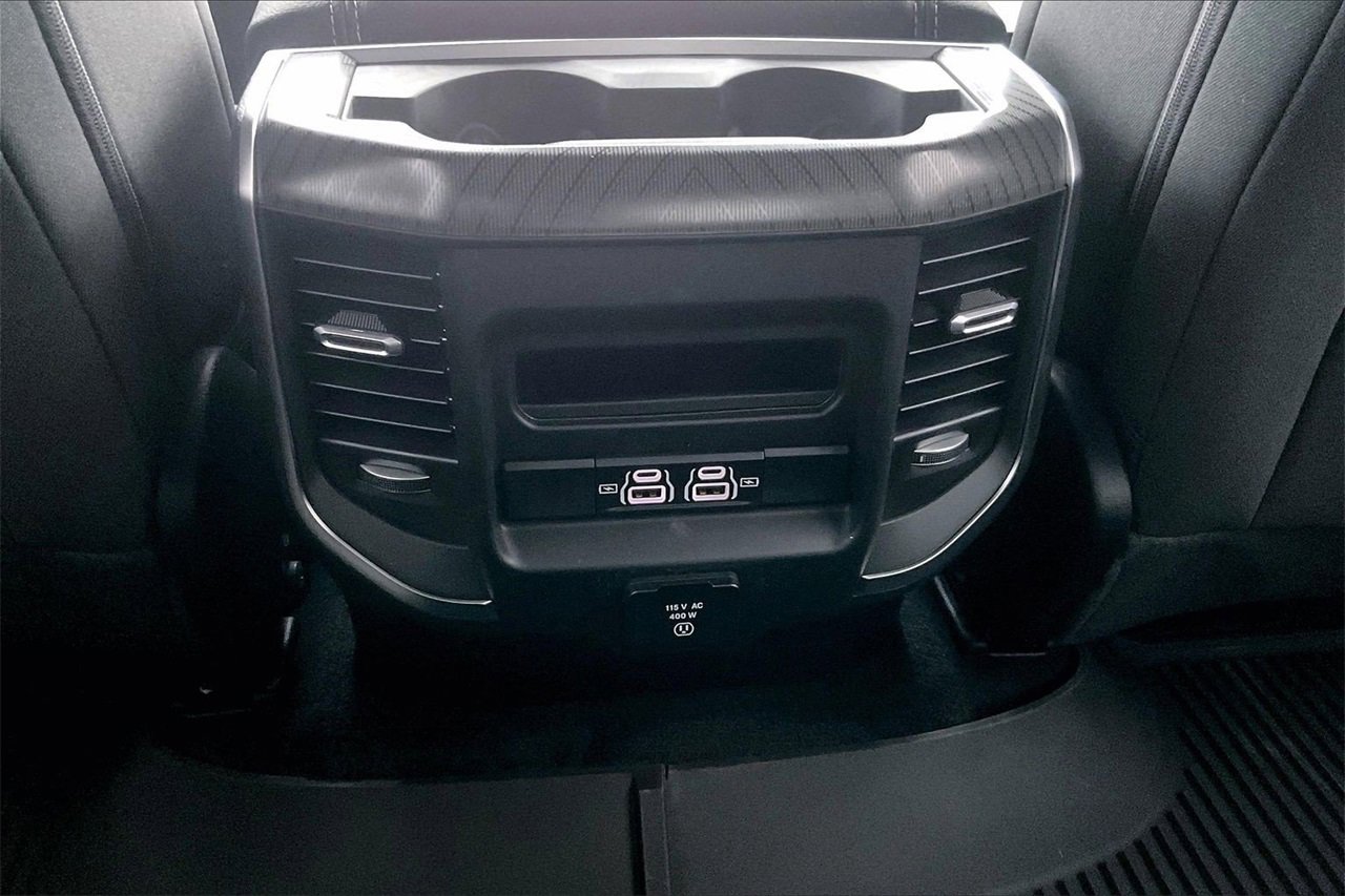 New 2026 RAM 1500 4x4 Crew Cab image 16