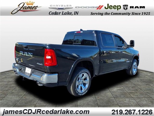 New 2026 RAM 1500 4x4 Crew Cab image 4