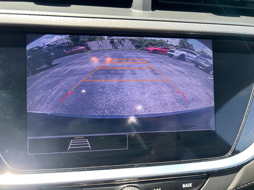 Used 2020 Buick Encore GX Select AWD/4WD image 18