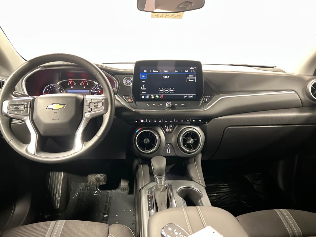 Certified 2025 Chevrolet Blazer LT w/ Driver Confidence Package image 17