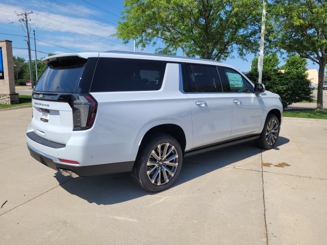 New 2026 Chevrolet Suburban High Country AWD/4WD image 34
