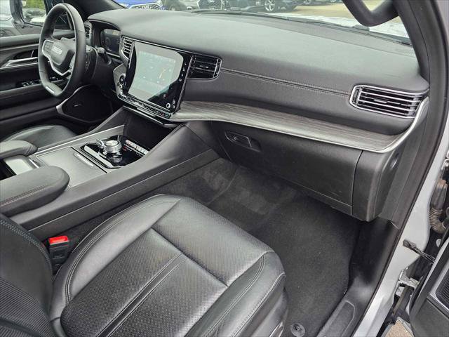 Used 2024 Jeep Wagoneer Series II AWD/4WD image 10