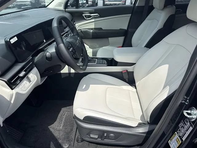 New 2026 Kia Sportage EX AWD/4WD image 8
