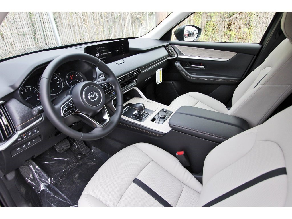 Certified 2026 MAZDA CX-90 3.3 Turbo w/ Preferred Package AWD/4WD image 11